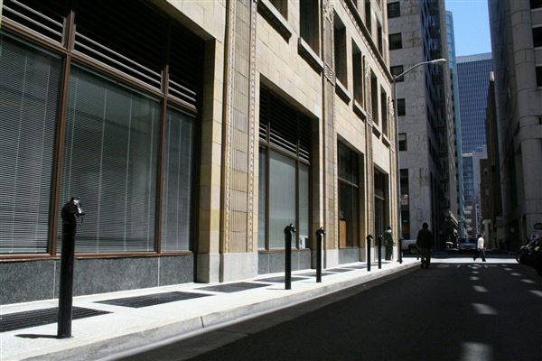 Financial District, San Francisco - Hallack Alley at Sansome (10/29/2025 - Credits: San Francisco City & County Film Commission)