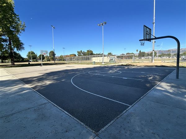 Winnetka Park and Recreation Center (11/10/2025 - Credits: Brandy Davis)