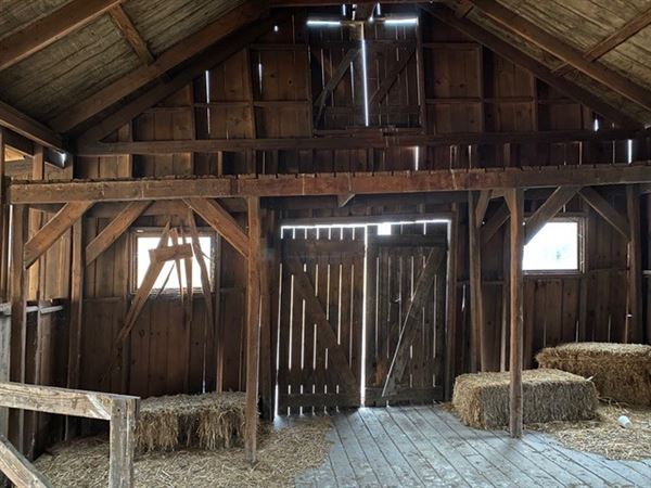 Big Sky Movie Ranch - Barns (11/17/2025 - Credits: Owner)