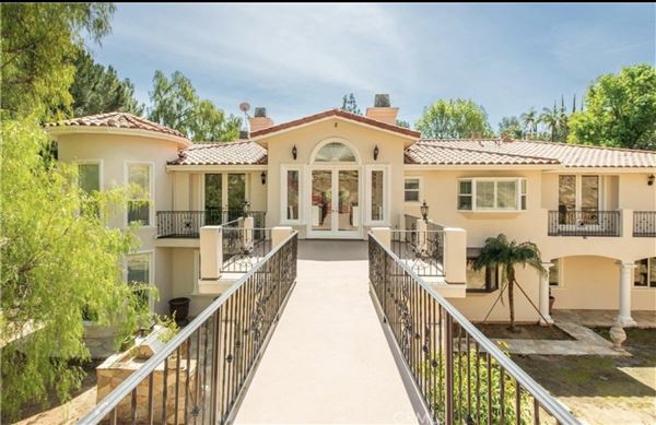 Chatsworth Hills Estate (12/5/2025 - Credits: submitted by: Artur Harutyunyan)