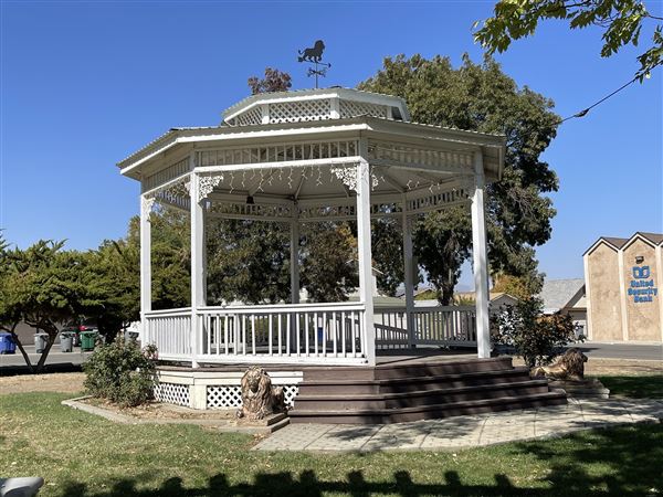 City of Coalinga - Frame Park (10/15/2022 - Credits: Public Doman (https://www.flickr.com/photos/sarahvain/))