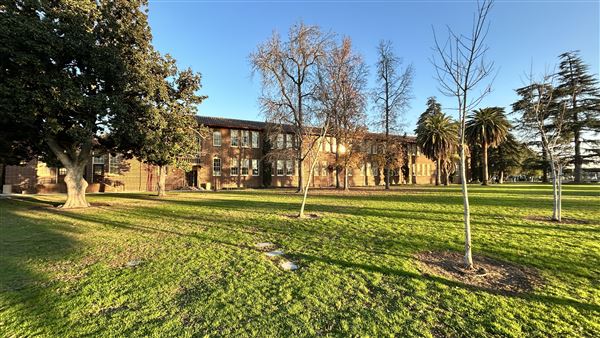 Fresno City College (FCC) - Old Administration Building (12/29/2025 - Credits: Brandy Davis)