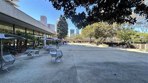 LADWP Headquarters / John Ferraro Building - Outside eating area (2/27/2026 - Credits: Brandy Davis)