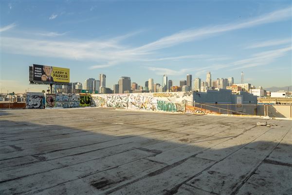 Spacious DTLA Warehouse With Office Ideal For Events/Filming (4/16/2026 - Credits: Elegant Textiles, Inc.)
