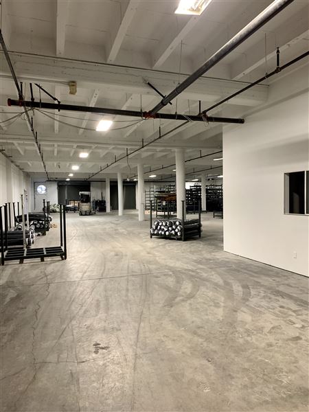Spacious DTLA Warehouse With Office Ideal For Events/Filming (4/16/2026 - Credits: Elegant Textiles, Inc.)
