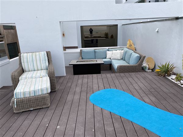 Condo Overlooking Ocean (Credits: Diane and David Wintz)