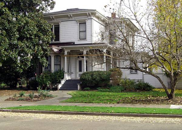 McDonald Avenue Neighborhood (12/31/2003)