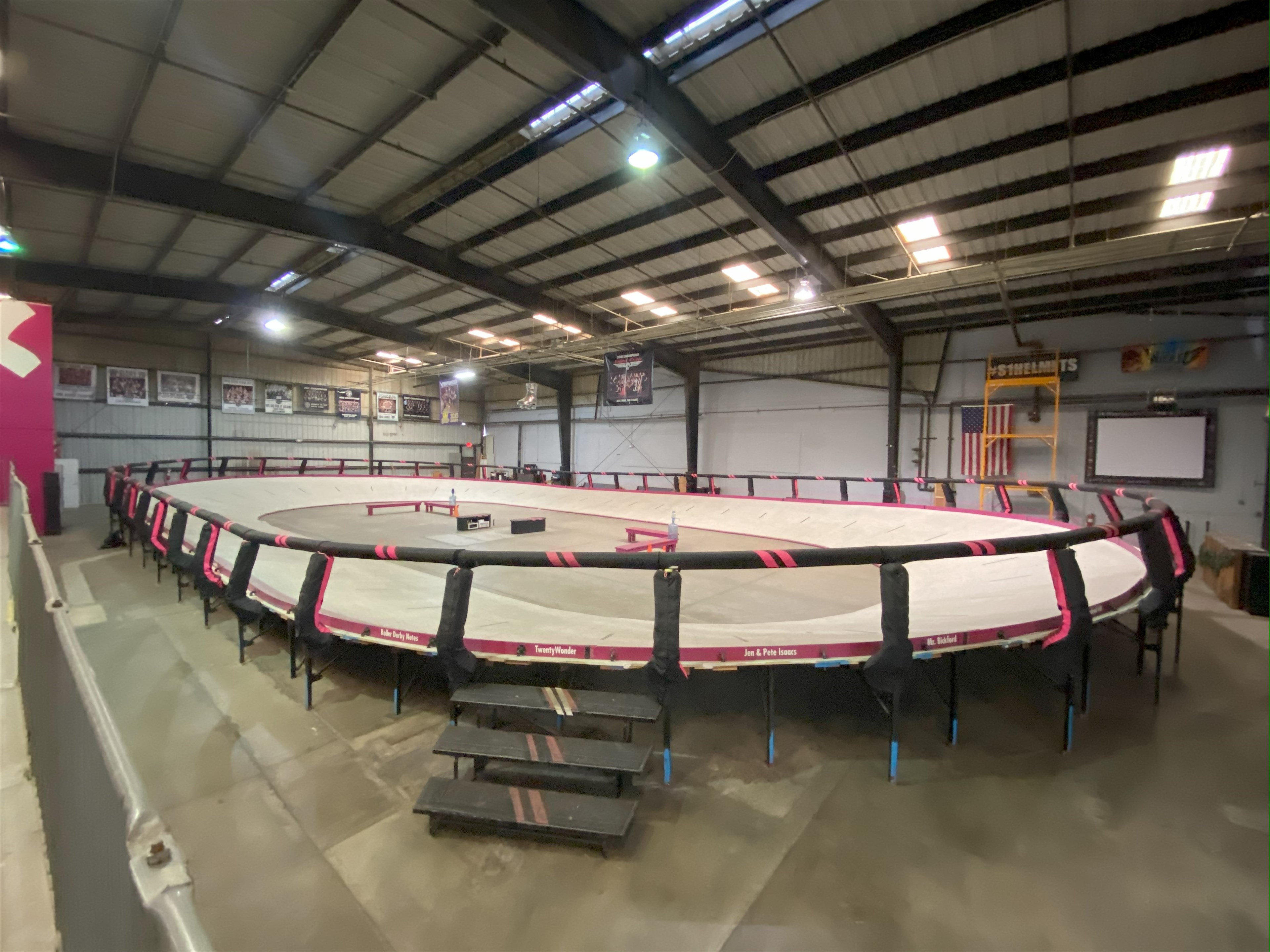 Locations Hub - Derby Dolls - Banked Track Roller Derby