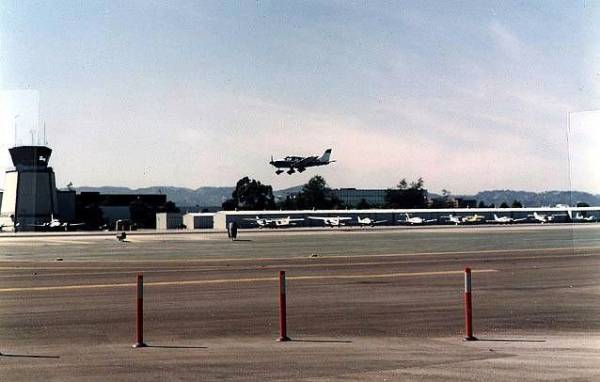 Santa Monica Municipal Airport (12/31/2003)