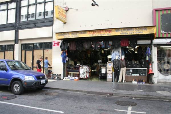 215 West 5th Street (9/1/2010 - Credits: Lindsay Mizrahi)