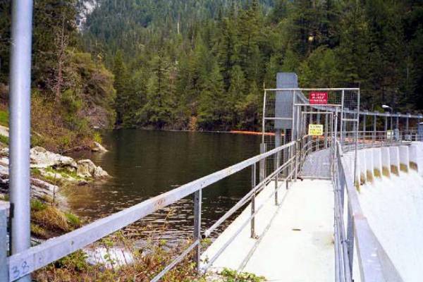 Big Creek Hydro - Southern California Edison (SCE) (12/31/2003)