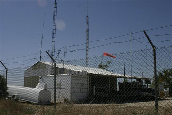 57th & Pearblossom Communications Tower (5/20/2011 - Credits: Lindsay Mizrahi)