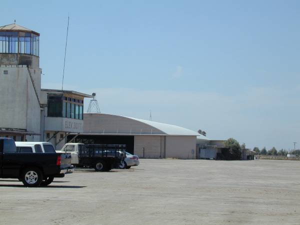 Sequoia Field Airport (6/8/2009)