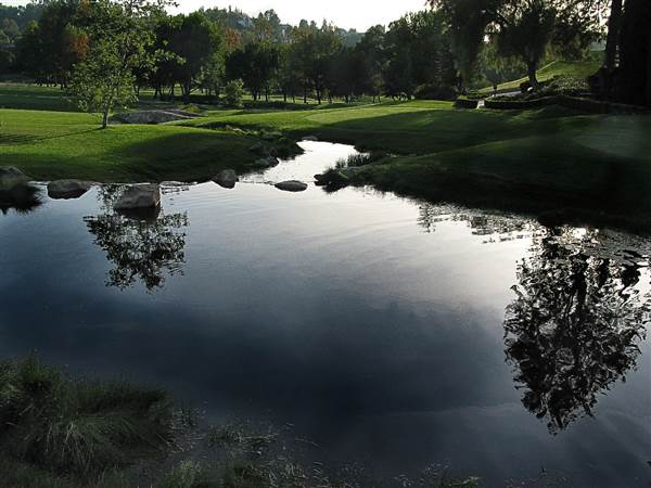 Woodland Hills Country Club (1/7/2014)