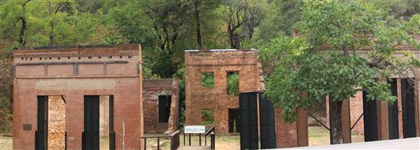 Shasta State Historic Park (SHP) (10/30/2015 - Credits: Jill Naumann)