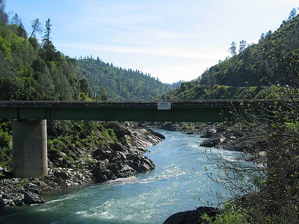 Auburn State Recreation Area (SRA) (1/11/2016 - Credits: http://parks.ca.gov/ImageGallery/?page_id=502)