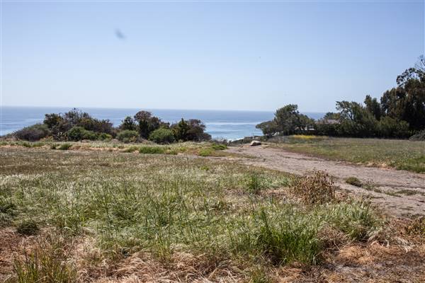 El Pescador State Beach @ Robert H. Meyer Memorial State Beach (SB) - CFC (4/1/2016 - Credits: Photo courtesy of Gillian Bissonnette, California Film Commission)