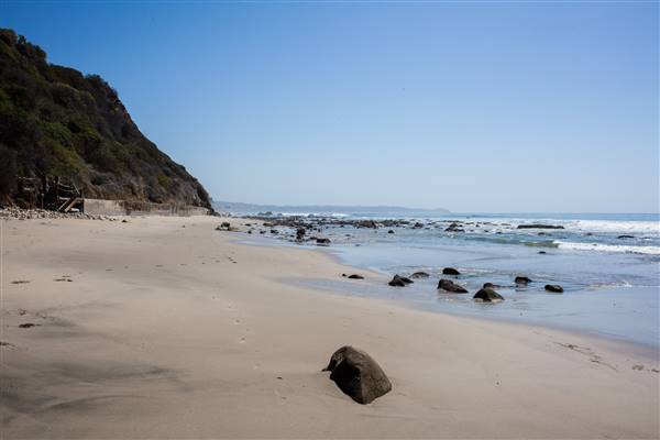 La Piedra State Beach @ Robert H. Meyer Memorial State Beach (SB) - CFC (4/1/2016 - Credits: Photo courtesy of Gillian Bissonnette, California Film Commission)