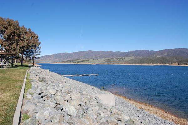 Castaic Lake State Recreation Area (SRA) - lake administered by Los Angeles County (4/5/2016)