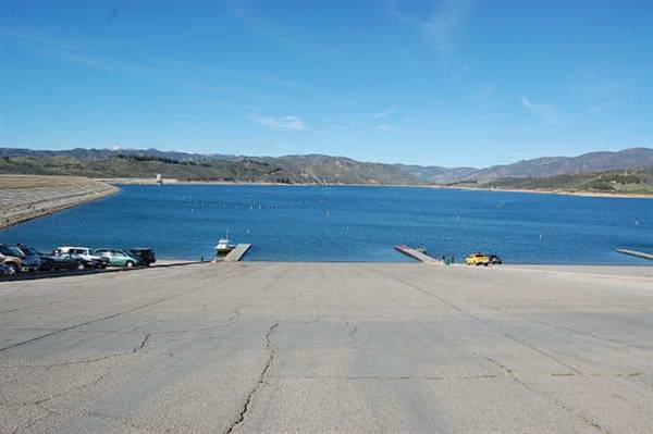 Castaic Lake State Recreation Area (SRA) - lake administered by Los Angeles County (4/5/2016)