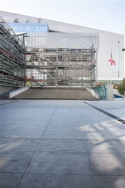 Caltrans District 7 Headquarters - EXTERIOR FILMING ONLY (4/15/2016 - Credits: Photo courtesy of Gillian Bissonnette, California Film Commission)