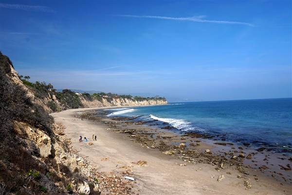 Point Dume Bluffs / Headlands / Big Dume Beach and Pirates Cove Beach @ Point Dume State Preserve - CFC (3/19/2016 - Credits: "Dume Beac, Point Dume State Park, Malibu, California" Image by Matt Kieffer (CC BY-SA 2.0) [https://creativecommons.org/licenses/by-sa/2.0/legalcode] https://www.flickr.com/photos/mattkieffer/)
