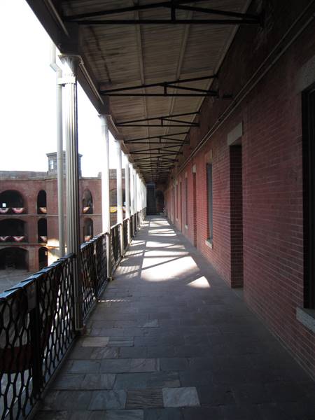 Fort Point National Historic Site (5/30/2012 - Credits: "Fort Point National Historical Site- San Francisco, California" by Doug Kerr (CC BY-SA 2.0)[https://creativecommons.org/licenses/by-sa/2.0/legalcode]https://www.flickr.com/photos/dougtone/)