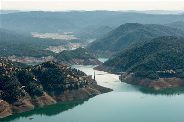 Lake Oroville State Recreation Area (SRA) (9/18/2015 - Credits: Photo by: California Department of Water Resources)