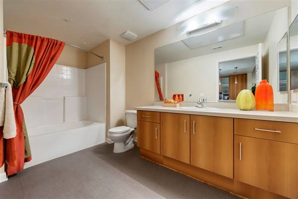 Stuart Apartments at Sierra Madre Villa (8/30/2016 - Credits: http://www.essexapartmenthomes.com/california/los-angeles-area-apartments/pasadena-apartments/the-stuart-sierra-madre-villa)