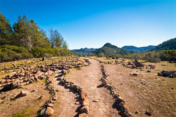 Robert Louis Stevenson State Park (SP) (2/14/2015 - Credits: "Rock Labyrinth on the Palisades Trail at Robert Louis Stevenson State Park" by Harminder Dhesi (CC BY-NC-ND 2.0)[https://creativecommons.org/licenses/by-nc-nd/2.0/legalcode] https://www.flickr.com/photos/harmyd/)