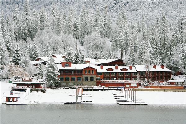 Pines Resort & Conference Center @ Bass Lake (8/11/2021)