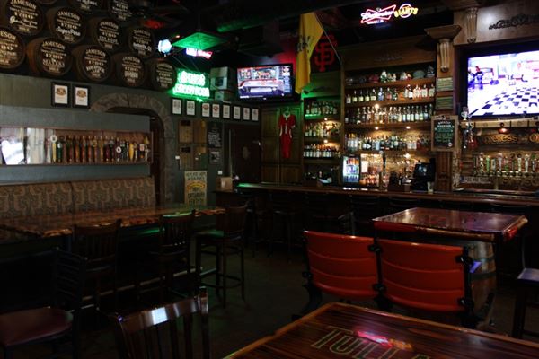 Shameless O'Leery's Irish Pub (7/1/2018)