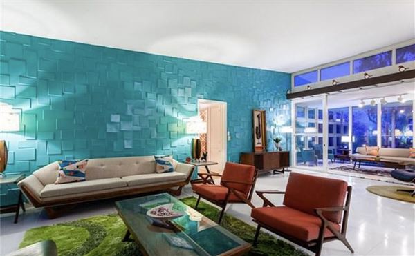 Stunning Riverside Mid Century Modern Home (2/12/2022)