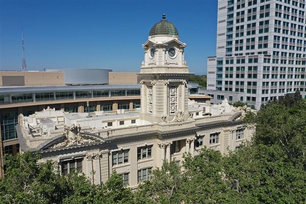 City Hall, Sacramento (4/28/2020)