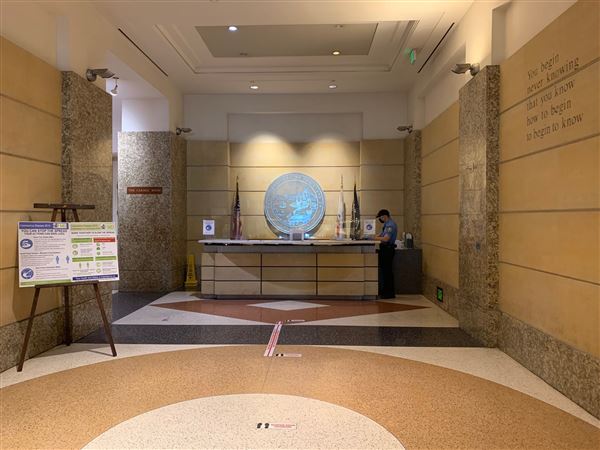 Junipero Serra State Building - Department of General Services (DGS) - Lobby Area/Check In (8/3/2022 - Credits: Brandy Davis)