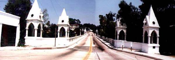 Franklin Avenue Bridge / aka Shakespeare Bridge (12/31/2003)