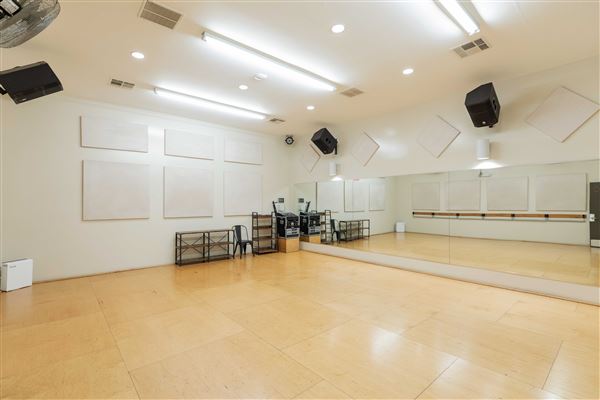 Evolution Dance Studios (11/28/2022 - Credits: Bruno O'hara)