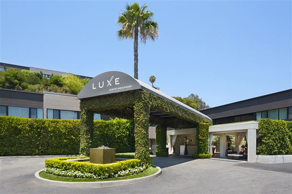 Luxe Sunset Boulevard Hotel (6/27/2016)