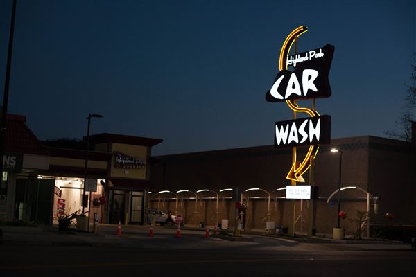Highland Park Car Wash (1/2/2023 - Credits: Daniel Lee)