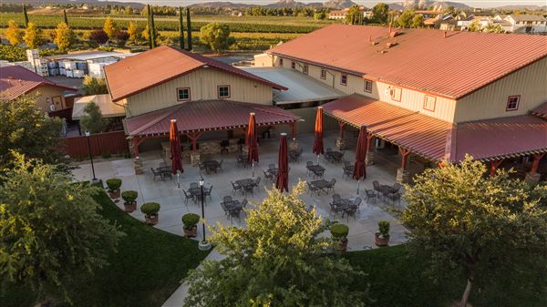 Wiens Cellars (6/1/2023 - Credits: Wesly Video, David Rey, Ashley Bee)