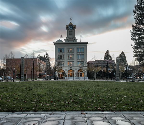 City of Santa Rosa (12/24/2021 - Credits: The Empire Building at Old Courthouse Square in downtown Santa Rosa “Thedbutler”( CC BY-SA 4.0)[ DowntownSquare - Santa Rosa, California - Wikipedia])
