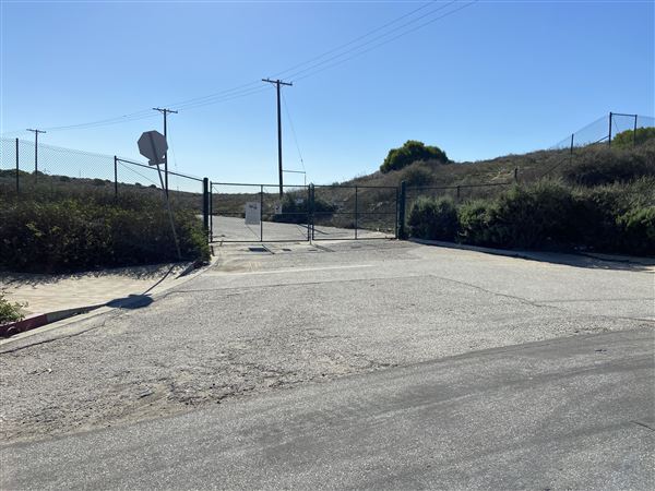 Los Angeles International Airport (LAX) - North Sand Dunes Entrance (1/10/2024 - Credits: Michael S. Hoffner)