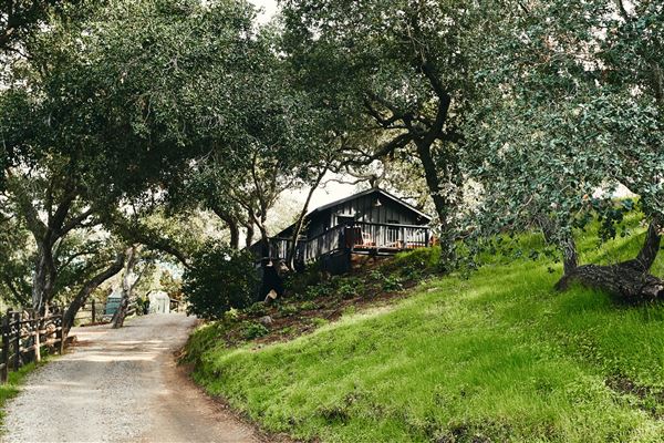 Elsewhere Topanga - THE GATEHOUSE (1/24/2020 - Credits: Margaret Mentaberry)