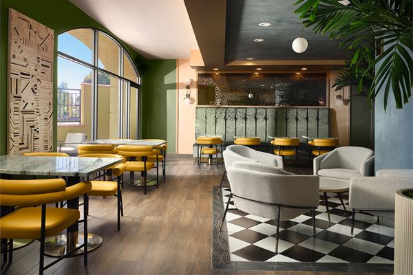 Burton House, Beverly Hills, A Tribute Portfolio Hotel - Restaurant (3/25/2024 - Credits: R BENSON)
