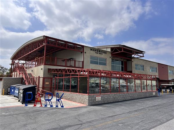 Mavericks Van Nuys (5/6/2024 - Credits: Greg Buldukyan)