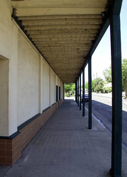 Historic Roseville - Old Roseville (12/31/2003 - Credits: Beverly Lewis)