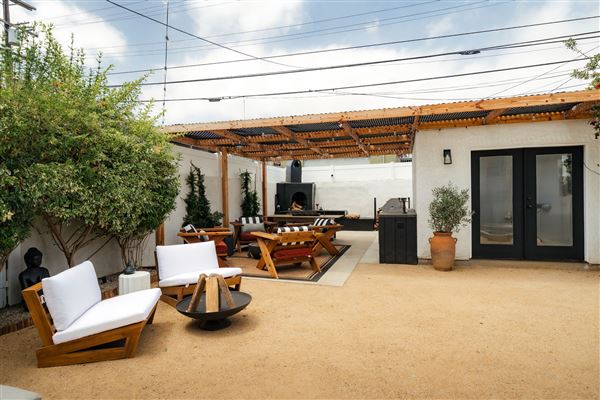 Casa Trece (1/25/2025 5:16:37 PM - Credits: submitted by:)