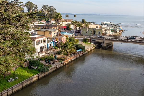 Capitola Village (2/3/2025 1:53:57 PM - Credits: submitted by:)