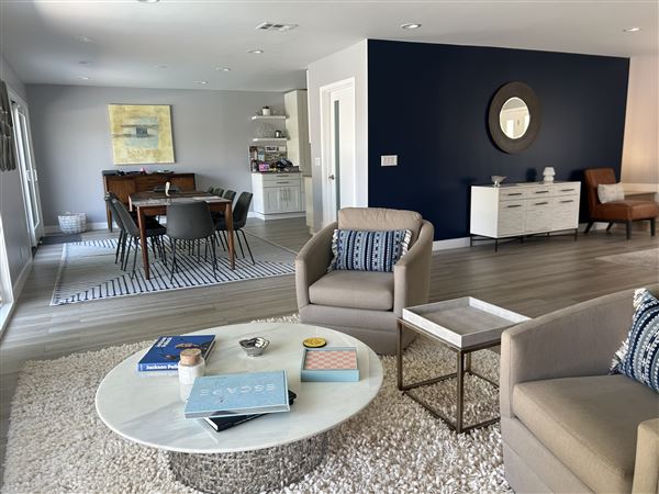 California Modern in Residential Encino Hills (2/3/2025 5:40:13 PM - Credits: submitted by:)