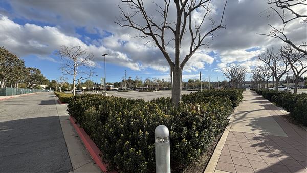 Los Angeles Valley College - LAVC - Parking (Student Services Bldg.) (3/10/2025 - Credits: Brandy Davis)